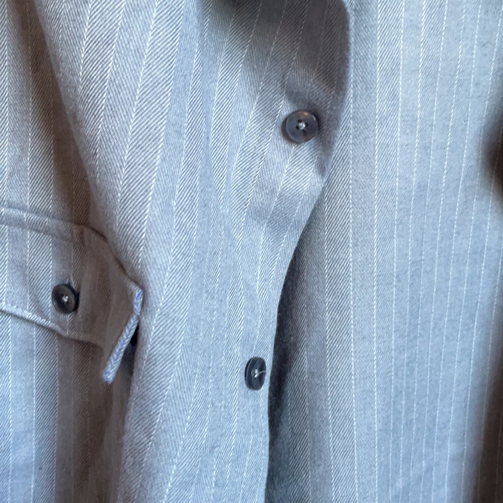 Men’s super soft button down - Picture 3 of 3